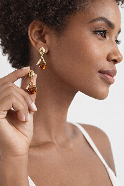 VELYRA Amber Taşlı Gold Renk Sallantılı Küpe – Şık ve Zarif Tasarım