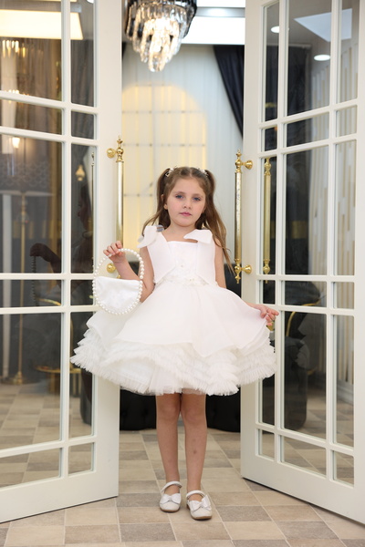 MİSS RAİN فستان سهرة للفتيات بتفاصيل تطريز على الأكمام وتنورة مزدوجة الطبقات ...