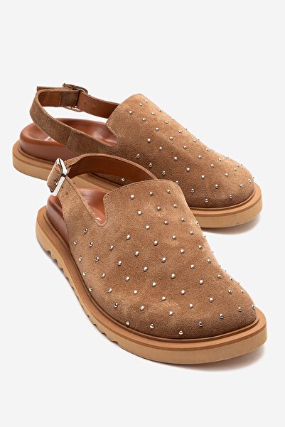 LuviShoes OUR Toprak Hakiki Deri Süet Zımbalı Burnu Kapalı Kadın Sandalet