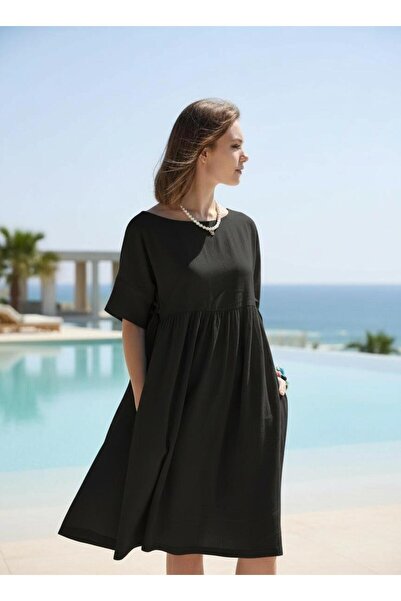 Su Koleksiyon فستان دالامان شيلي من القماش / أسود