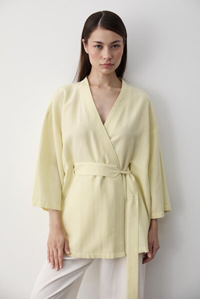 Laluvia Yellow Half Sleeve Kimono with Internal Belt - 5383
