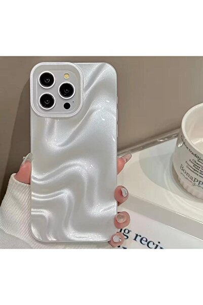 UMD iPhone 15 Pro Compatible Sedef Cover