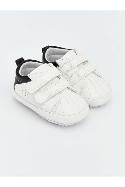 LC Waikiki Adidași cu închidere tip velcro pentru micuțul tău.