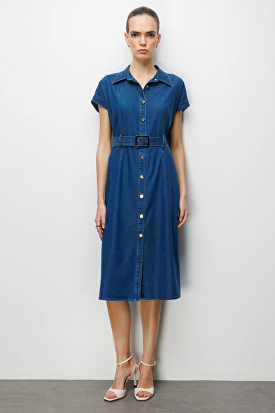 Ekol Önü Düğmeli Kemerli Elbise 6042