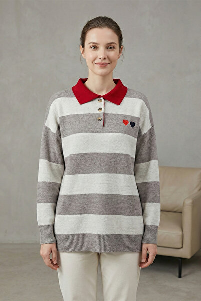 Kirazgym Women's Shirt Collar Buttoned Heart Embroidered Knitwear Tunic - Earth