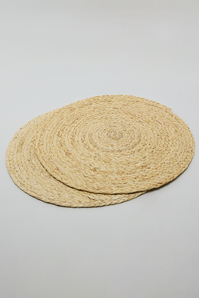 R&B مفرش طاولة دائري من الجوت البيج للجنسين