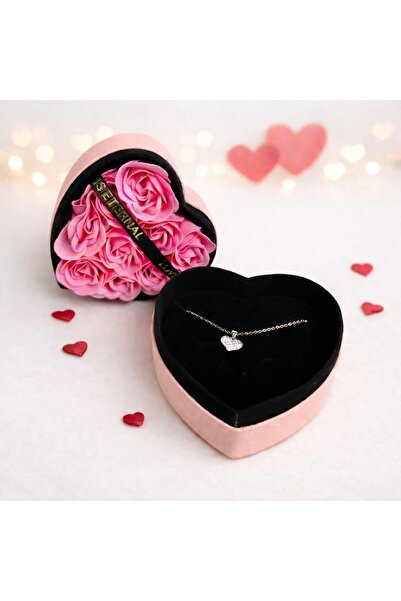 velve Heart gift box with pink soap roses and pendant chain