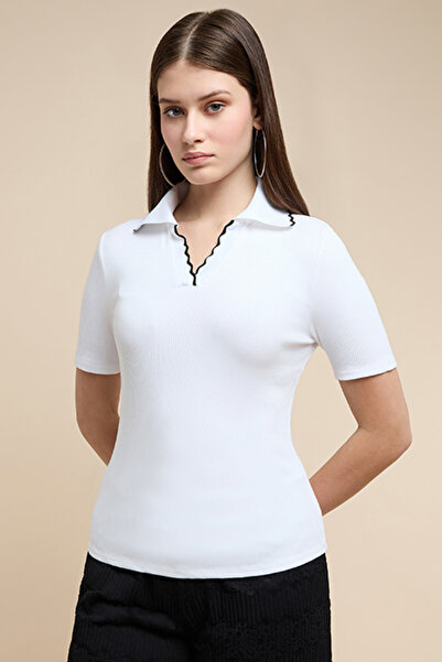 R&B Women's Cream Ribbed Polo T-Shirt with Short Sleeves