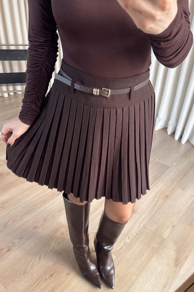 Sue Store Fustă mini plisată maro închis cu curea