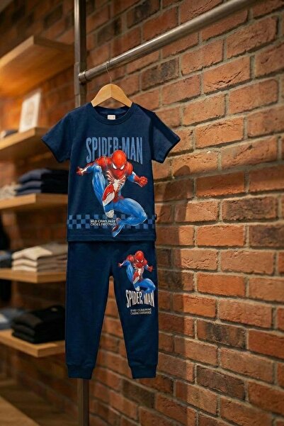 SPIDERMAN Момчешки комплект от изключително мека блуза с принт на Спайдър-Мен...