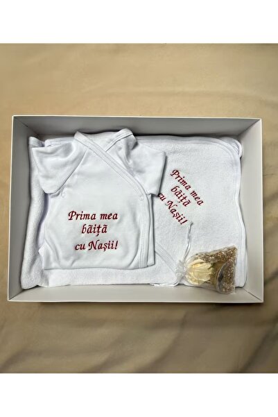 Botez Prosop si bady Prima baita cu nasii brodat pe rosu din bumbac, in cutie...