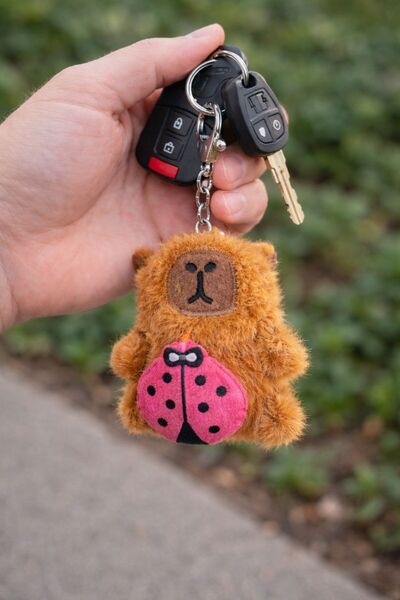 ZİVENTA Capybara Plush Green Sulfate Cute Keychain Ladybug Capybara Kapipara Labubu Toy Lover