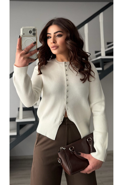 Oslove Ecru Silver Button Detailed Knitwear Cardigan