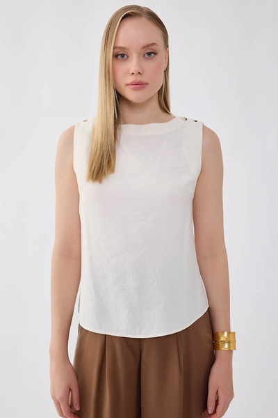 Vitrin Zero Sleeve Buttoned Blouse