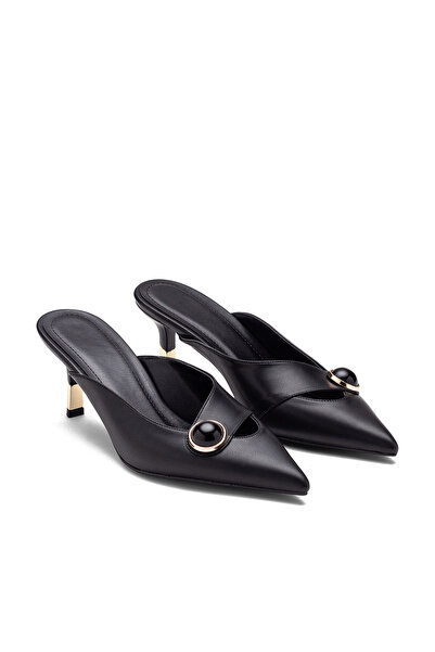 VİRELLA Kadın Düğme Detaylı Sivri Burun Topuklu Terlik