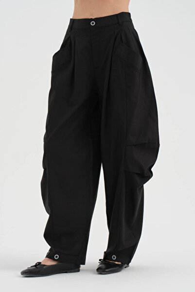 tw3 Γυναικείο παντελόνι με λεπτομέρεια πιέτες στο μπροστινό μέρος και σχέδιο ...