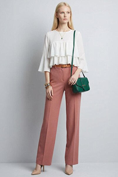 Rays 251181 بلوزة بياقة دائرية وطبقات متعددة باللون الأبيض