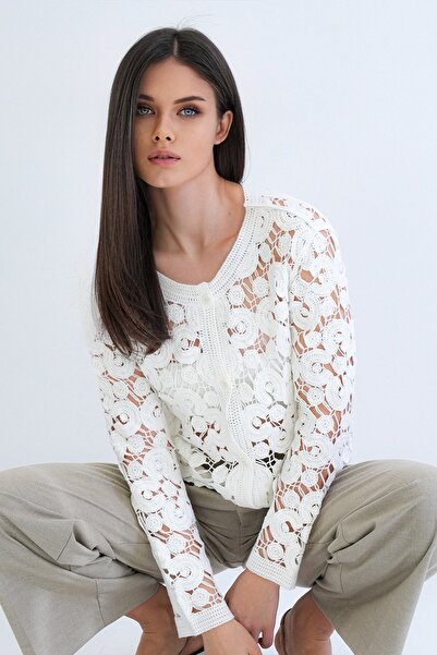 Trend Alaçatı Stili Women's ecru buttoned front motif patterned lace knitwear...