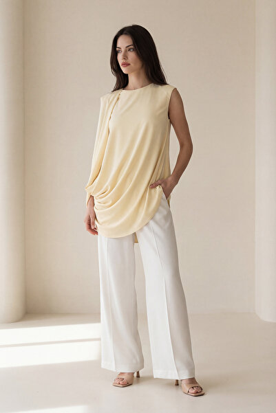 Setre Cream Shoulder and Drape Detailed Sleeveless Relaxed Cut Blouse