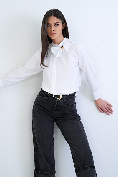 Trend Alaçatı Stili Γυναικεία Λευκή Μπλούζα Ποπλίνα με Όρθιο Γιακά, Λεπτομέρε...