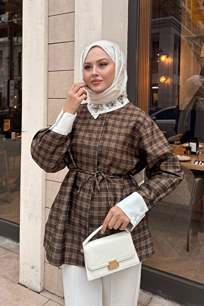 LOCCO Women's Hidden Button Waist Tie Shirt in Fat Green