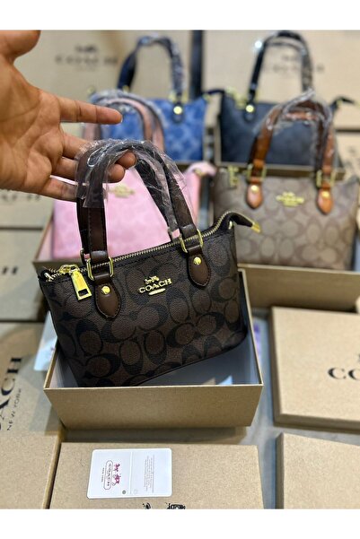 GGGG Bags with their accessories