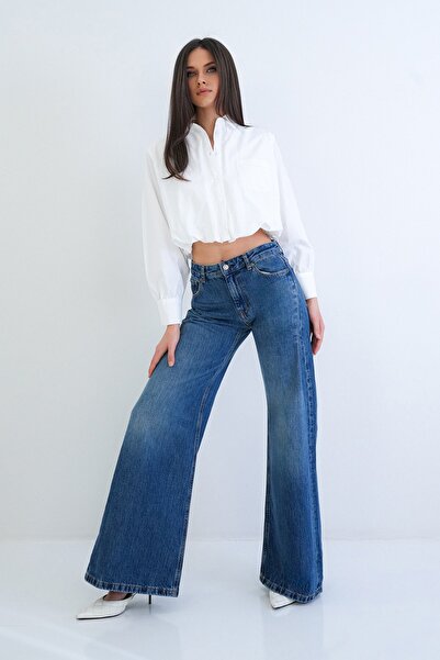 Trend Alaçatı Stili Women's blue high-waisted lycra wide leg washed denim pan...