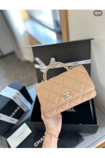 Generic High-quality handbag and shoulder bag with accessories