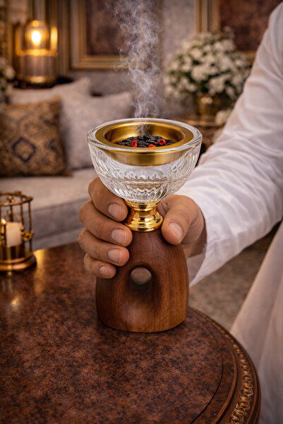 Generic A luxurious incense burner with a wooden base – a touch of elegance f...