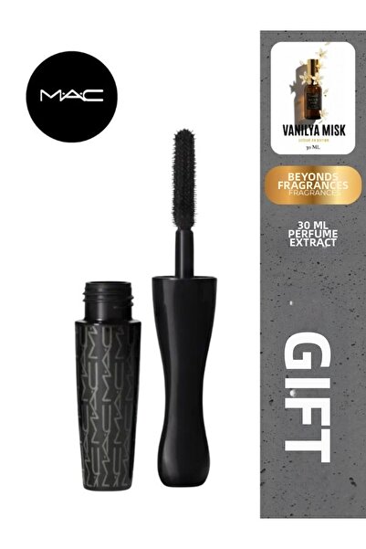 M.A.C ماسكارا سوداء ثلاثية الأبعاد صغيرة الحجم تمنح حجماً كبيراً وتأثير درامي...