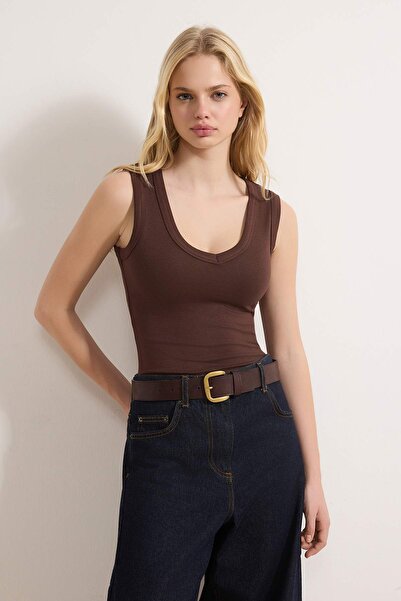 Trendyol Collection Dark Brown Fitted/Sleeveless Stretchy Knitted Undershirt ...