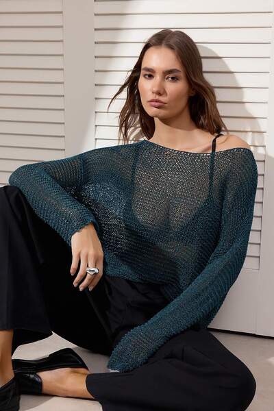 Trendyol Collection Petrolfarbener Strickpullover mit U-Ausschnitt TWOSS26KZ0...