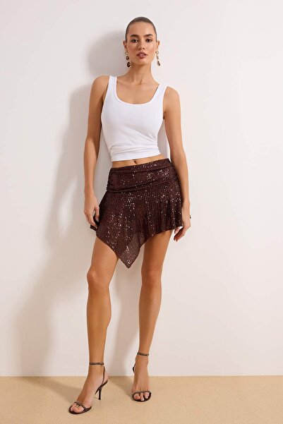 Trendyol Collection Fusta maro asimetrică croială cu paiete super mini cu șnu...