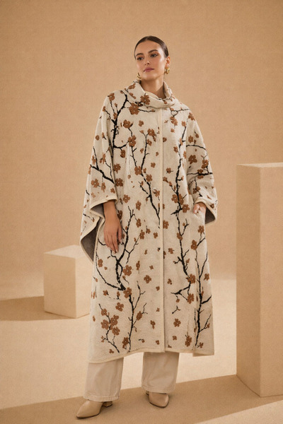 Uludağ Triko Kemik Kabartmalı Kapşonlu Kepenek