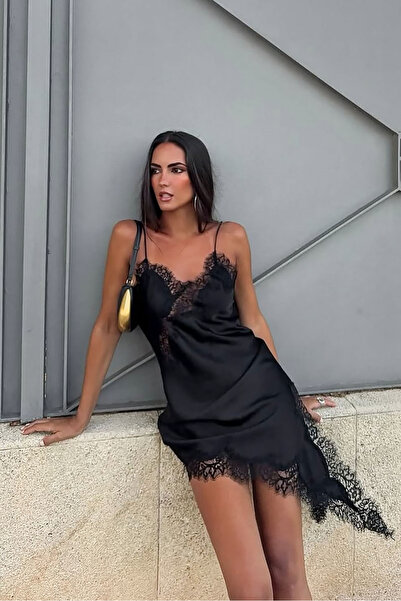 Seeh Siyah Dantelli Asimetrik Saten Kadın Elbise SH349