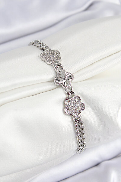 Skygo سوار نسائي من حجر الزركون والنحاس على شكل برسيم موديل فضي اللون - TJ-BB...