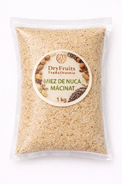 DRY Vacuum ground walnut kernels 1 kg
