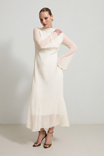 Setre Κρεμ Ολόσωμο Φόρεμα με άνετο λαιμό και λεπτομέρεια στη φούστα