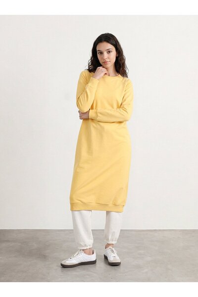 Benin سويت شيرت طويل برقبة دائرية - أصفر -