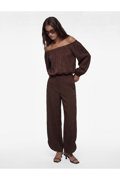 Koton Μακρυμάνικη μπλούζα με ανοιχτούς ώμους και σατέν υφή