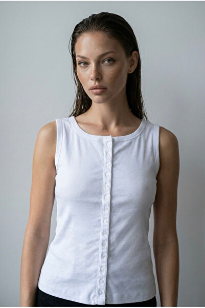 Madmext White Crew Neck Buttoned Women's Blouse Mg2638