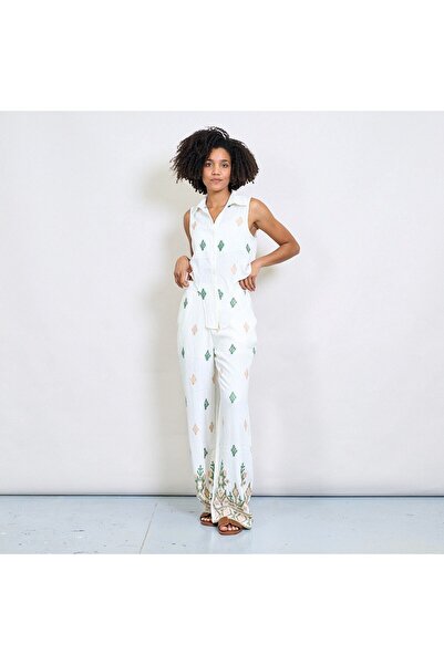 LA FIGURA Бял комплект топ и панталон с бродерия