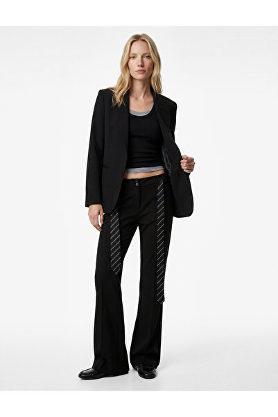 Koton Ψηλόμεσο φαρδύ ελαφρύ παντελόνι από ισπανικό ύφασμα με λεπτομέρεια ζώνη...