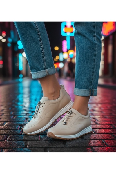 OUTLET41 حذاء نسائي بيج اللون - بإبزيم ذهبي، موديل كلاسيكي ومريح للاستخدام ال...