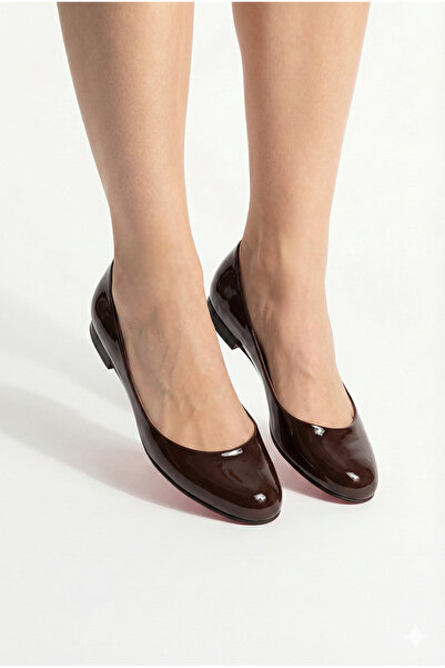 Extra Shoes İstanbul حذاء باليه نسائي من الجلد اللامع باللون البني، حذاء بالي...