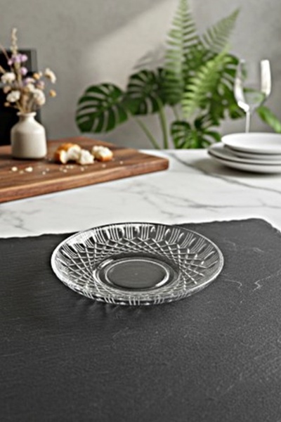 DECOSTYLE Pasabahce Ajda Laurel Decorated Hand-Cut Set of 6 Glass Tea Plates ...