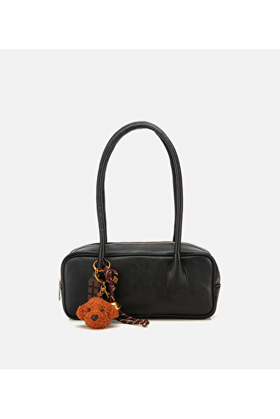 Hotiç Kadın Siyah Charm Detaylı Omuz Çantası