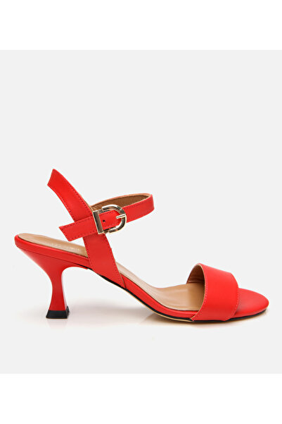 Hotiç Women's Leather Red Belted Heeled Sandals