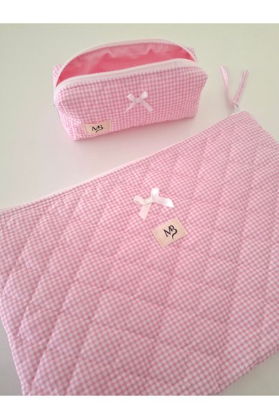 MB Pink Gingham Patterned Laptop Sleeve - Pen Holder Set - Compatible with 15 - 16 Inc.