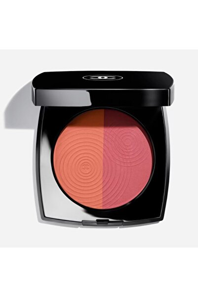 Makeup Chanel two-tone blush